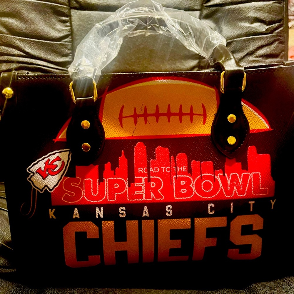 Chiefs Purse